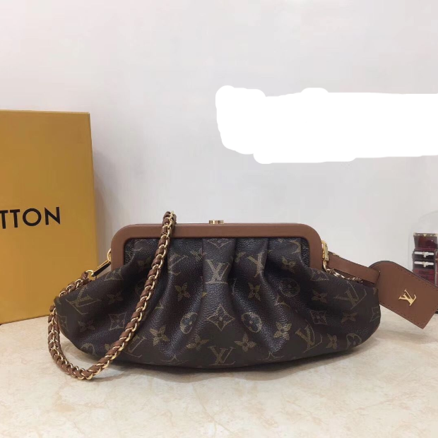 LV Boursicot Ew