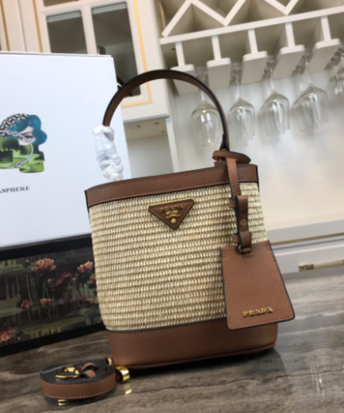 Prada panier 2025 medium straw bag