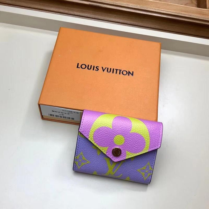 LV Summer 2019 Zoé Wallet Monogram Canvas Pink / Lila