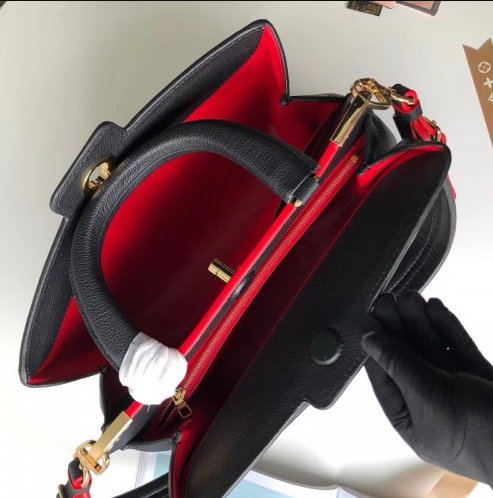 LV Astrid Veau Nuage Leather Noir