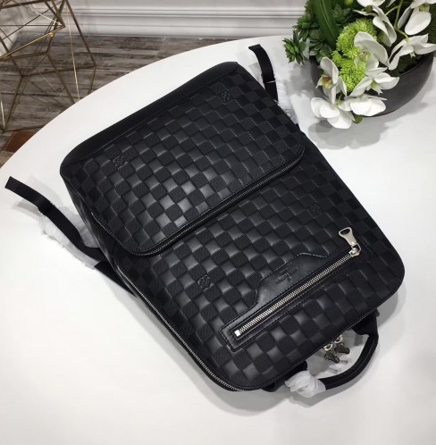 LV Avenue Backpack Damier Infini Leather Onyx