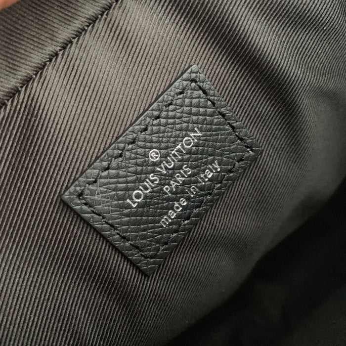 LV Outdoor Bumbag Monogram Eclipse